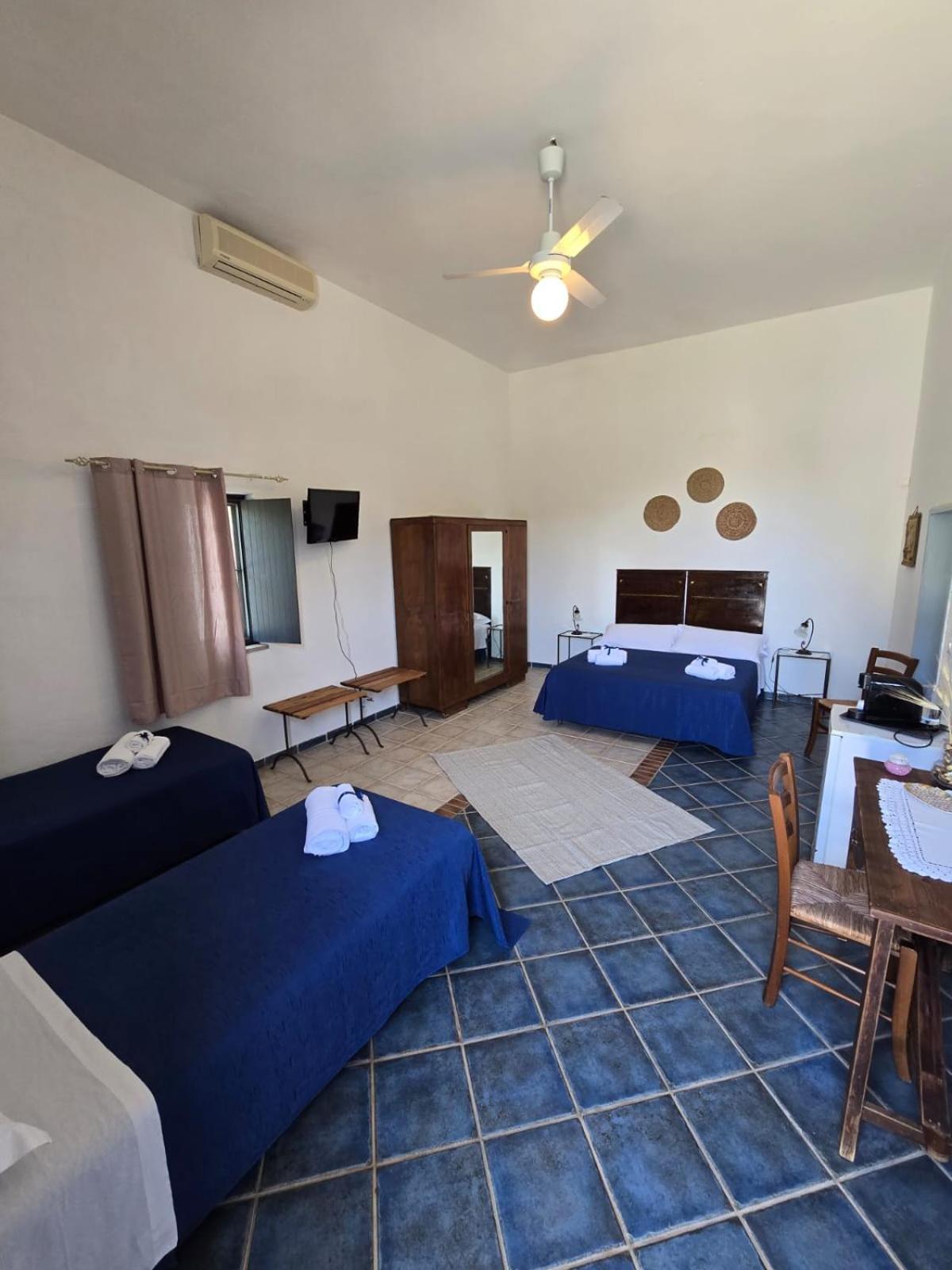 B&B Casa Cavarra Portopalo Di Capo Passero Eksteriør bilde