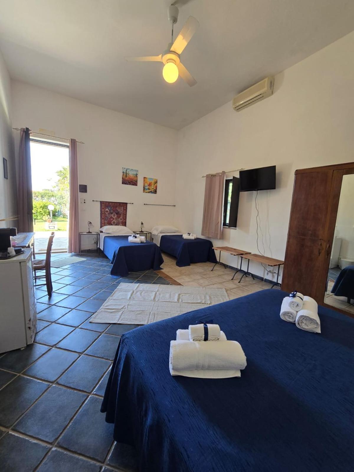 B&B Casa Cavarra Portopalo Di Capo Passero Eksteriør bilde