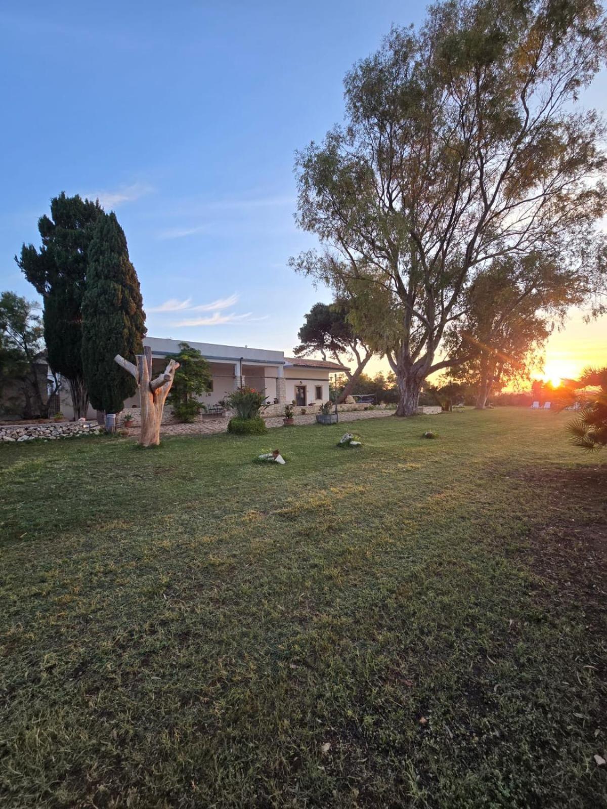 B&B Casa Cavarra Portopalo Di Capo Passero Eksteriør bilde